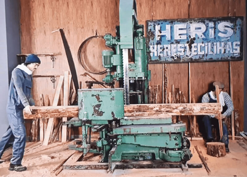 1958 Her İş Kollektif